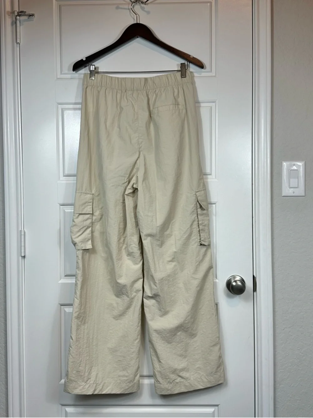 Wilo The Label Anthropologie Wide Leg Parachute Fly Cargo Pants Tan Size Small